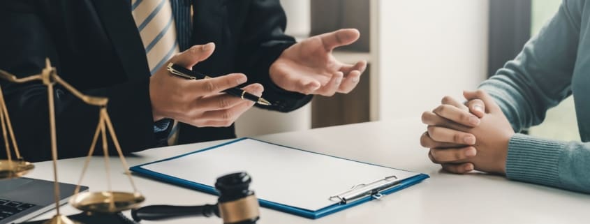 Woman talking to a lawyer